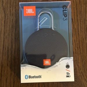 NEW IN BOX. JBL Clip3.